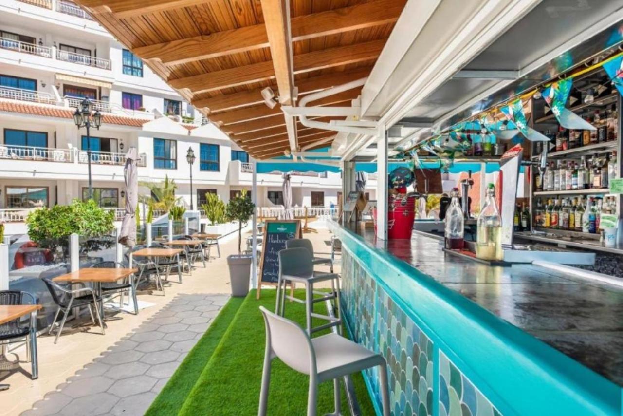 Greatly Located Apartment With Heated Pool, Los Cristianos لوس كريستيانوس المظهر الخارجي الصورة